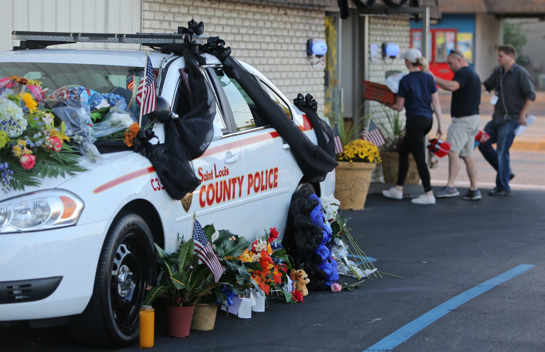 Memorial set up for slain county officer
